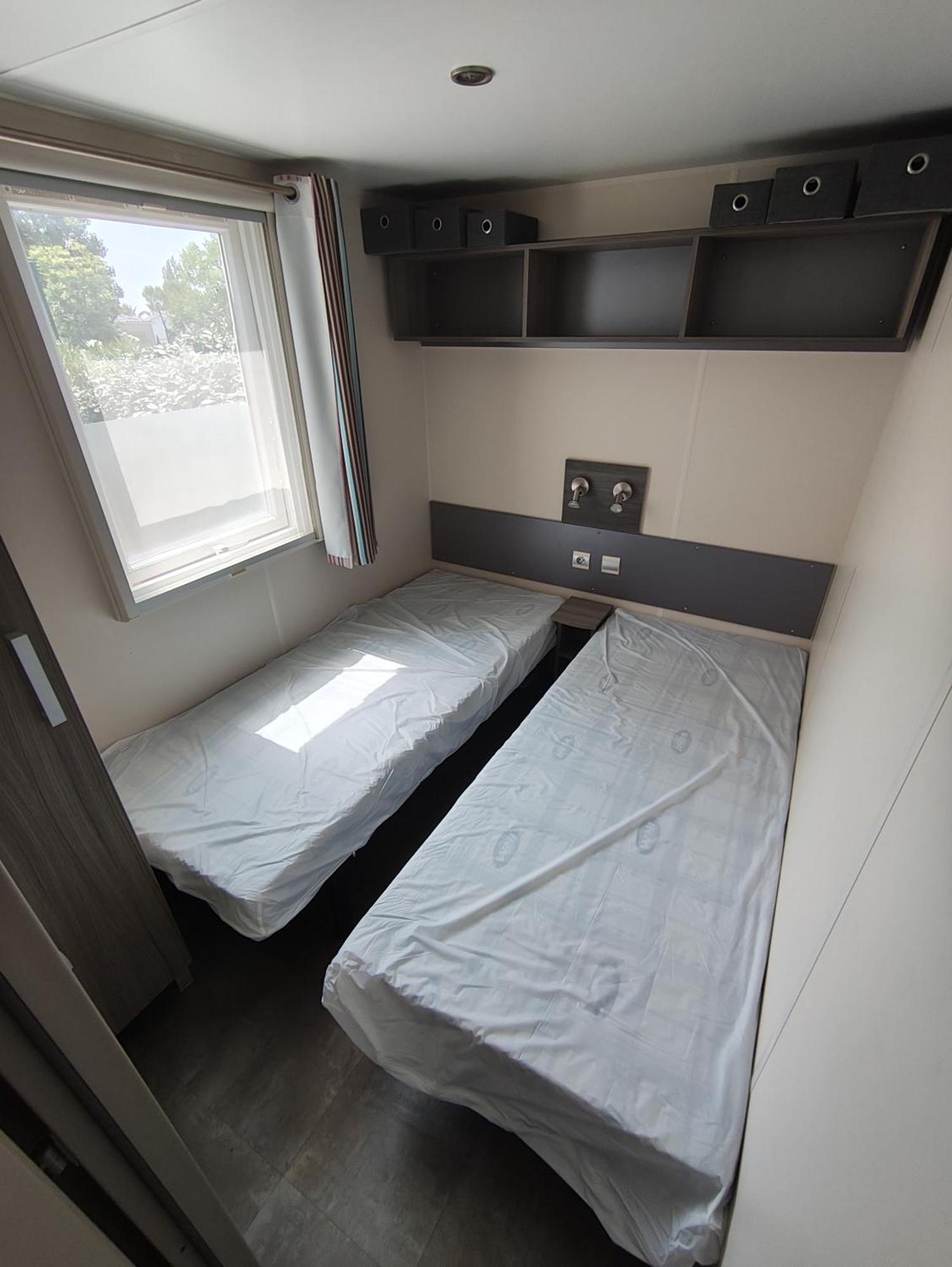 Camping Mobil-home Bord De